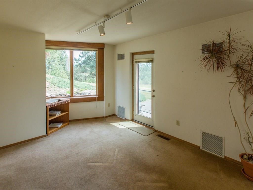 1810 E Estates Rd - Photo 7