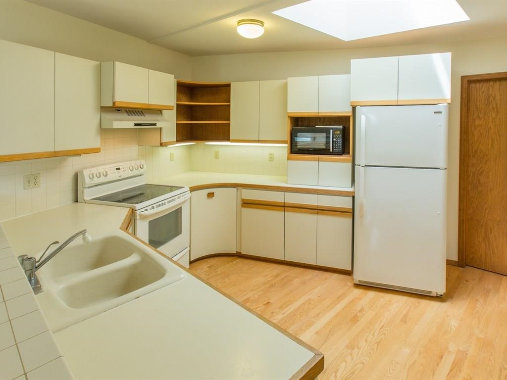 1810 E Estates Rd - Photo 9