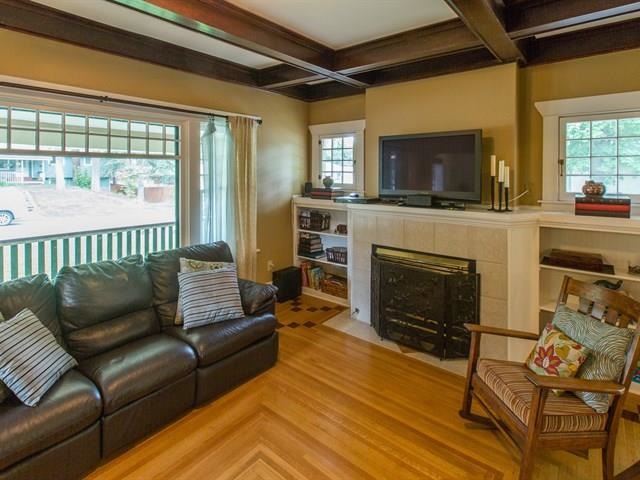 3835 E 11th Ave - Photo 4