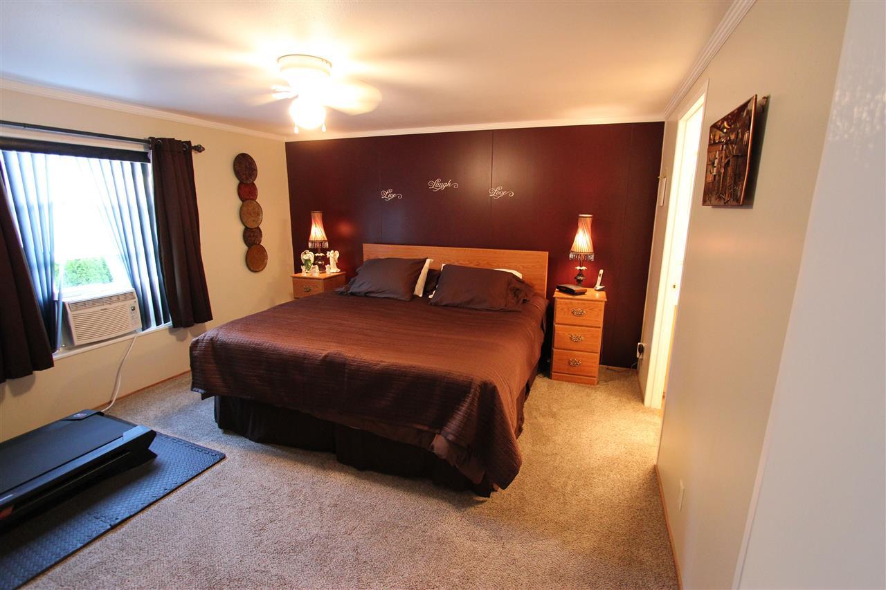 4112 E Center Rd - Photo 9