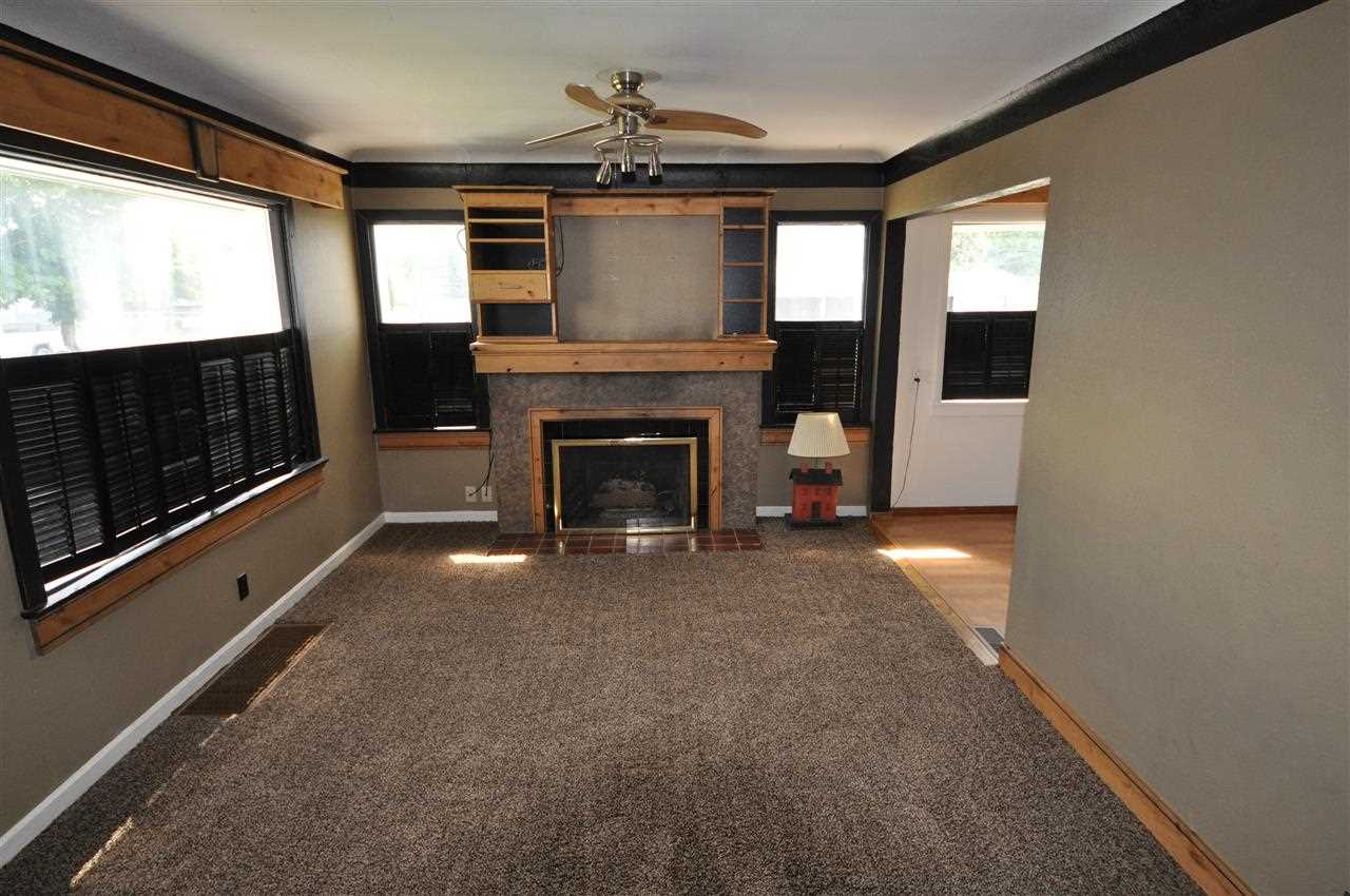 5519 N Regal - Photo 3