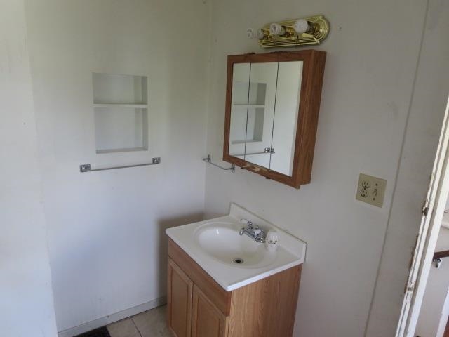 2228 W College Ave - Photo 11