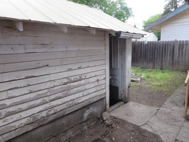 2228 W College Ave - Photo 17