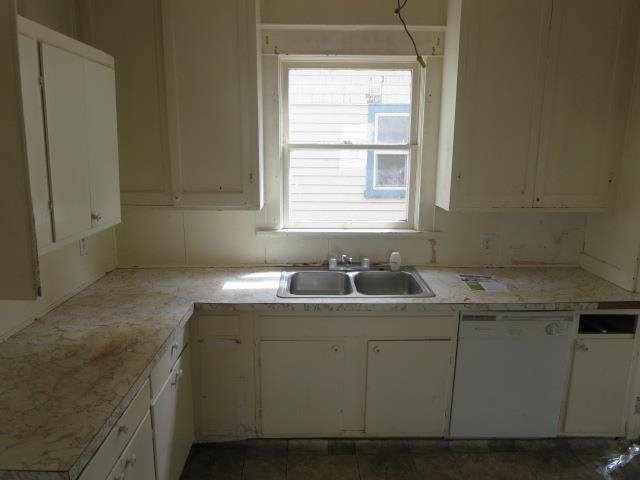 2228 W College Ave - Photo 5