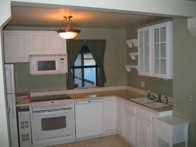 1128 E Queen - Photo 16