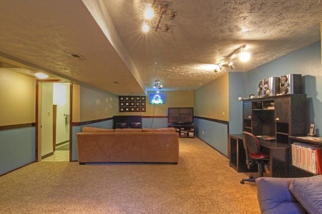 2111 E 45th - Photo 17