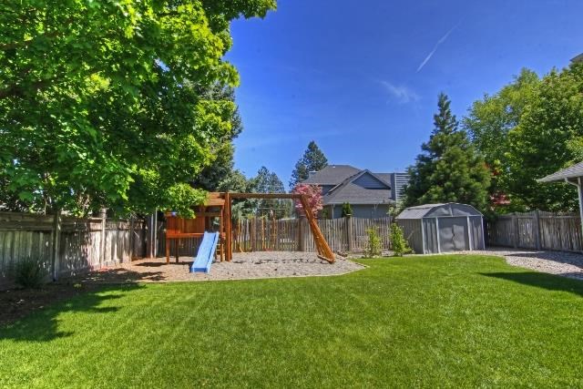 2111 E 45th - Photo 20
