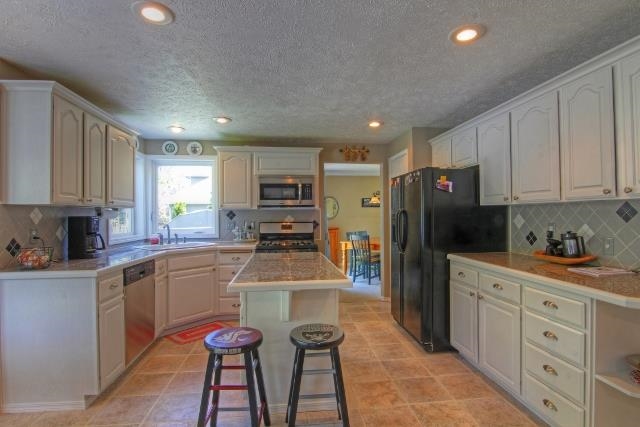 2111 E 45th - Photo 3