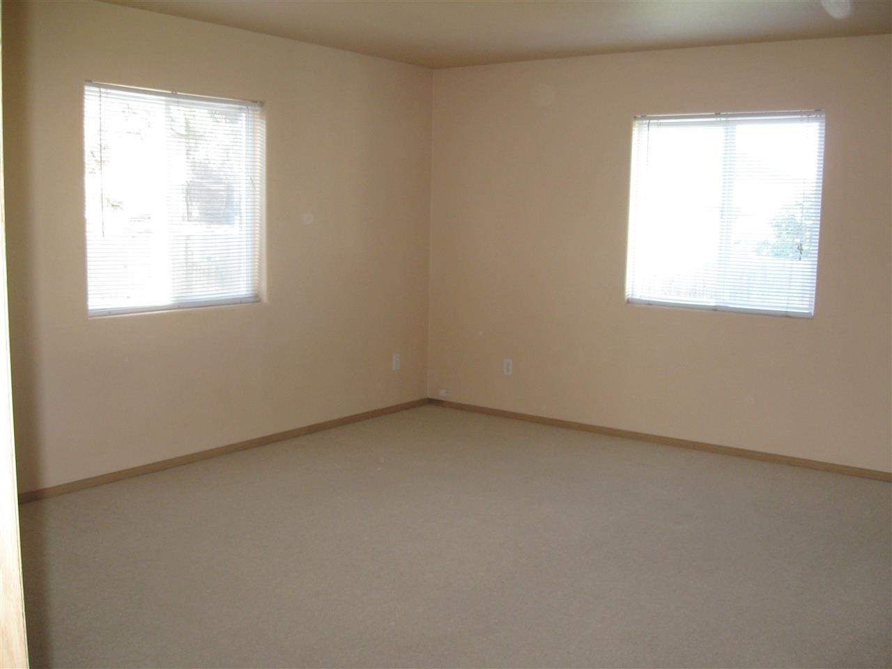 615 S Washington - Photo 9