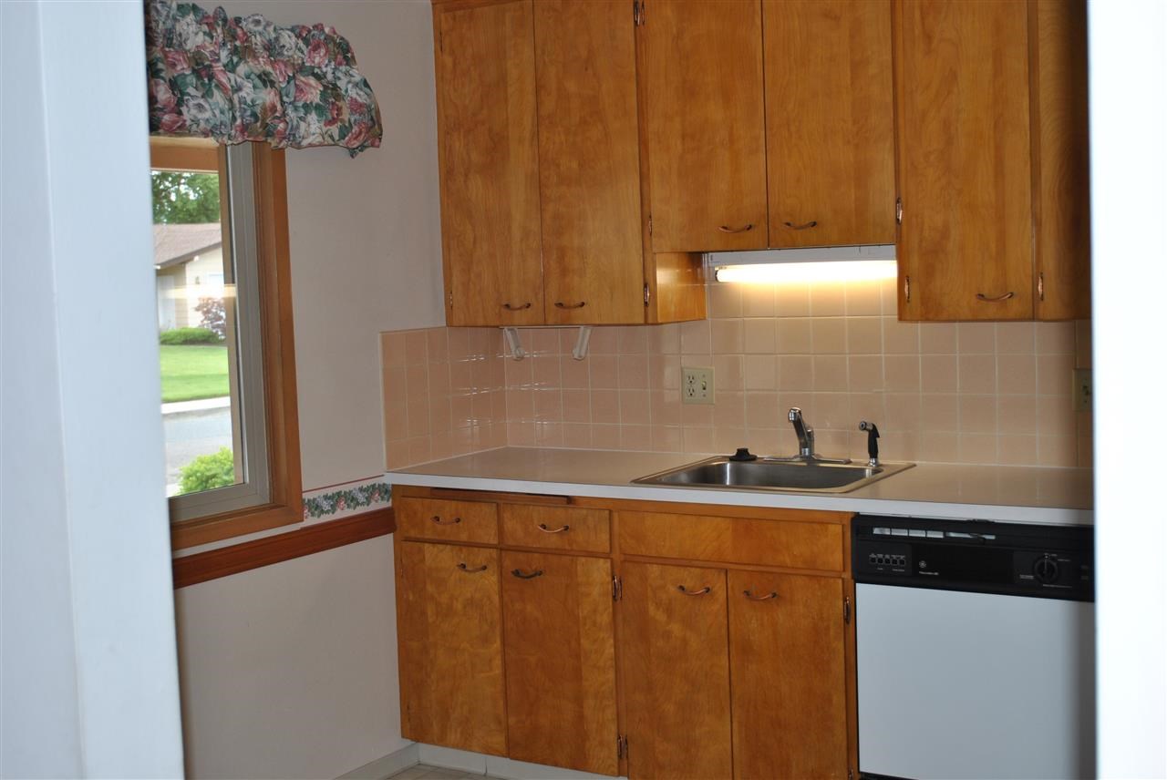 2004 W Courtland Ave. - Photo 5