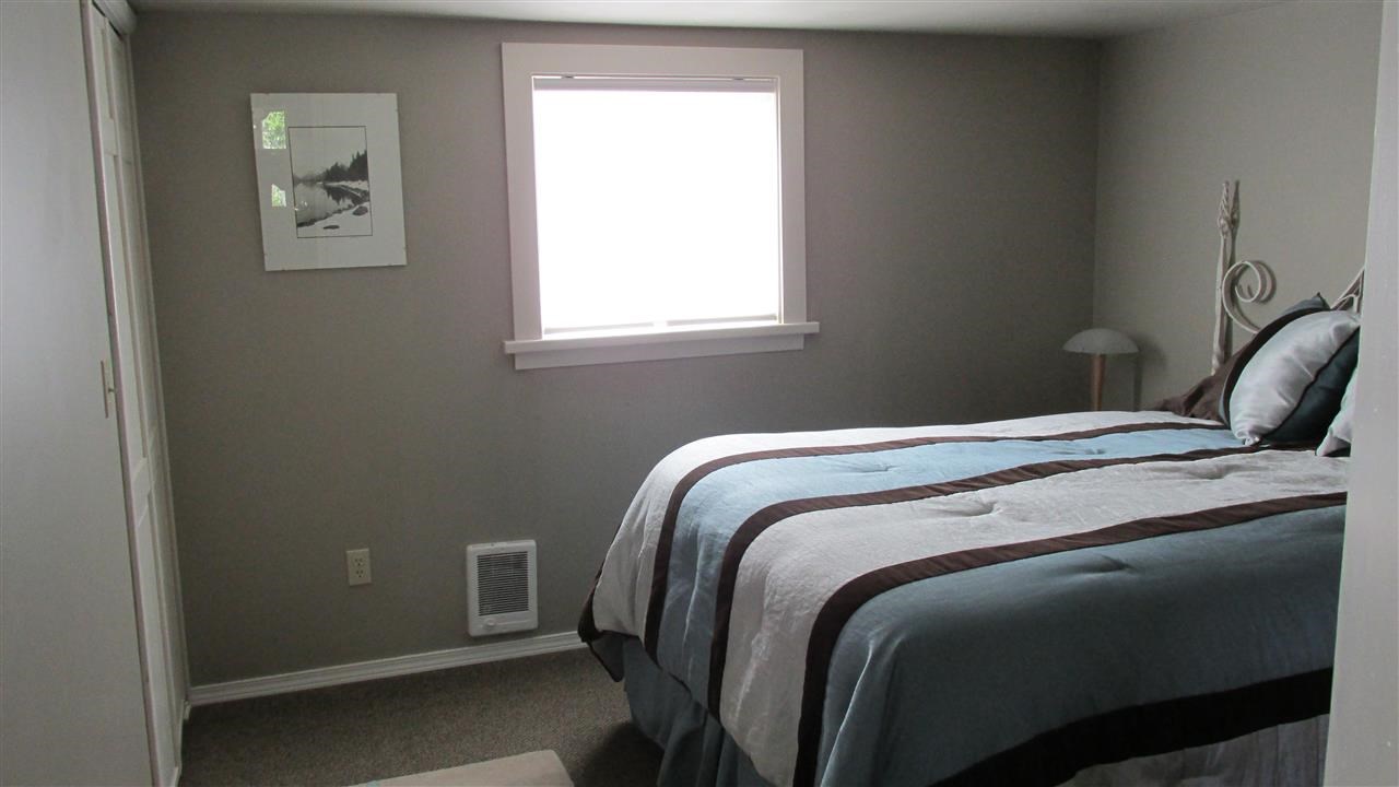 10710 E Empire Ave - Photo 12