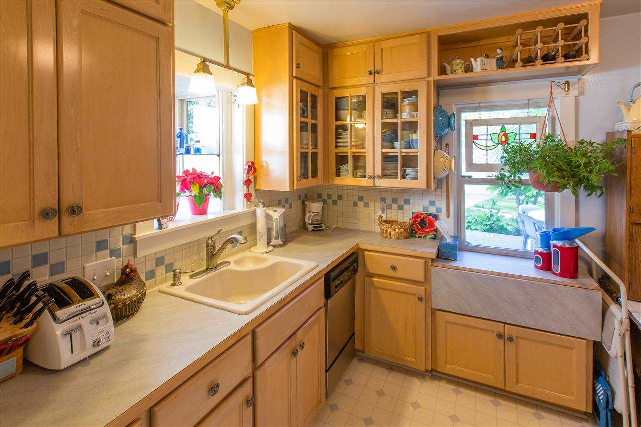 123 W 25th Ave - Photo 8