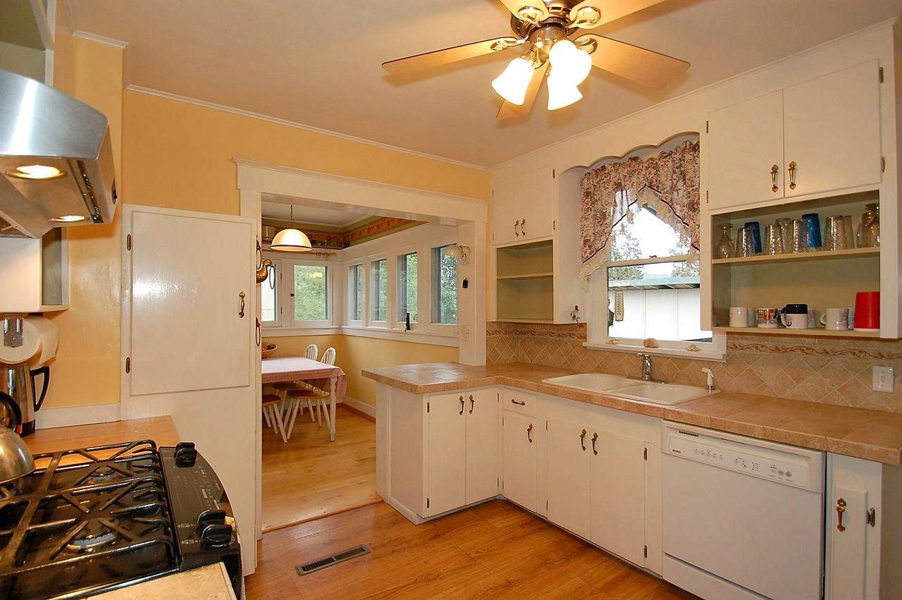 3814 E 32 - Photo 6