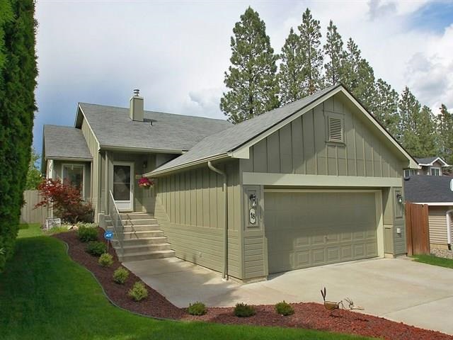 18 W Crest View Ave - Photo 1