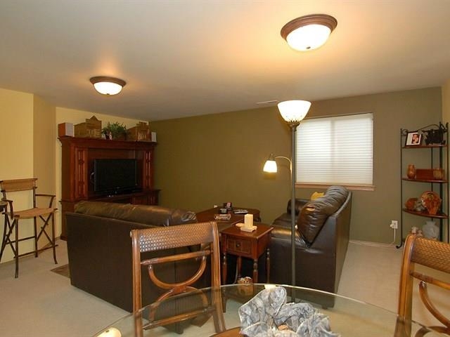 18 W Crest View Ave - Photo 14