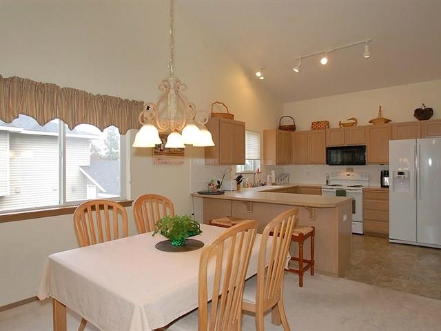 18 W Crest View Ave - Photo 5