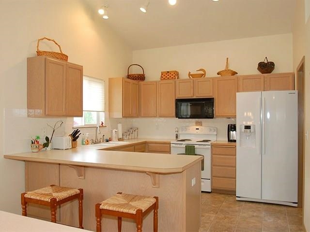 18 W Crest View Ave - Photo 6