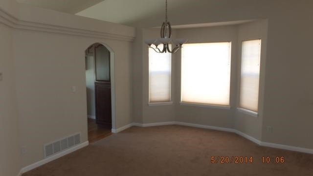 1007 N Garry Dr - Photo 4