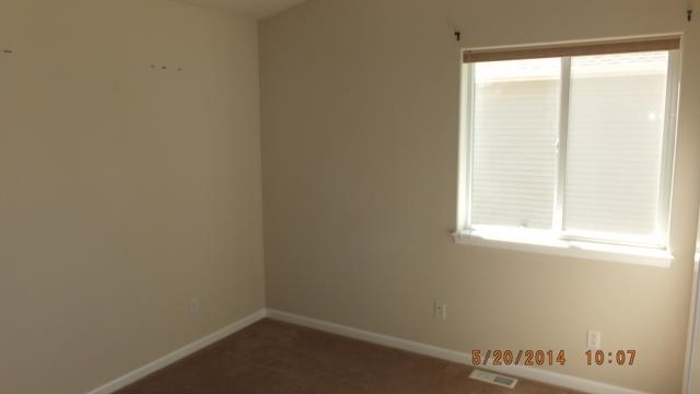 1007 N Garry Dr - Photo 9
