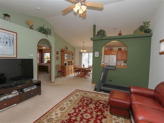 1719 W Pleasant Ln - Photo 4