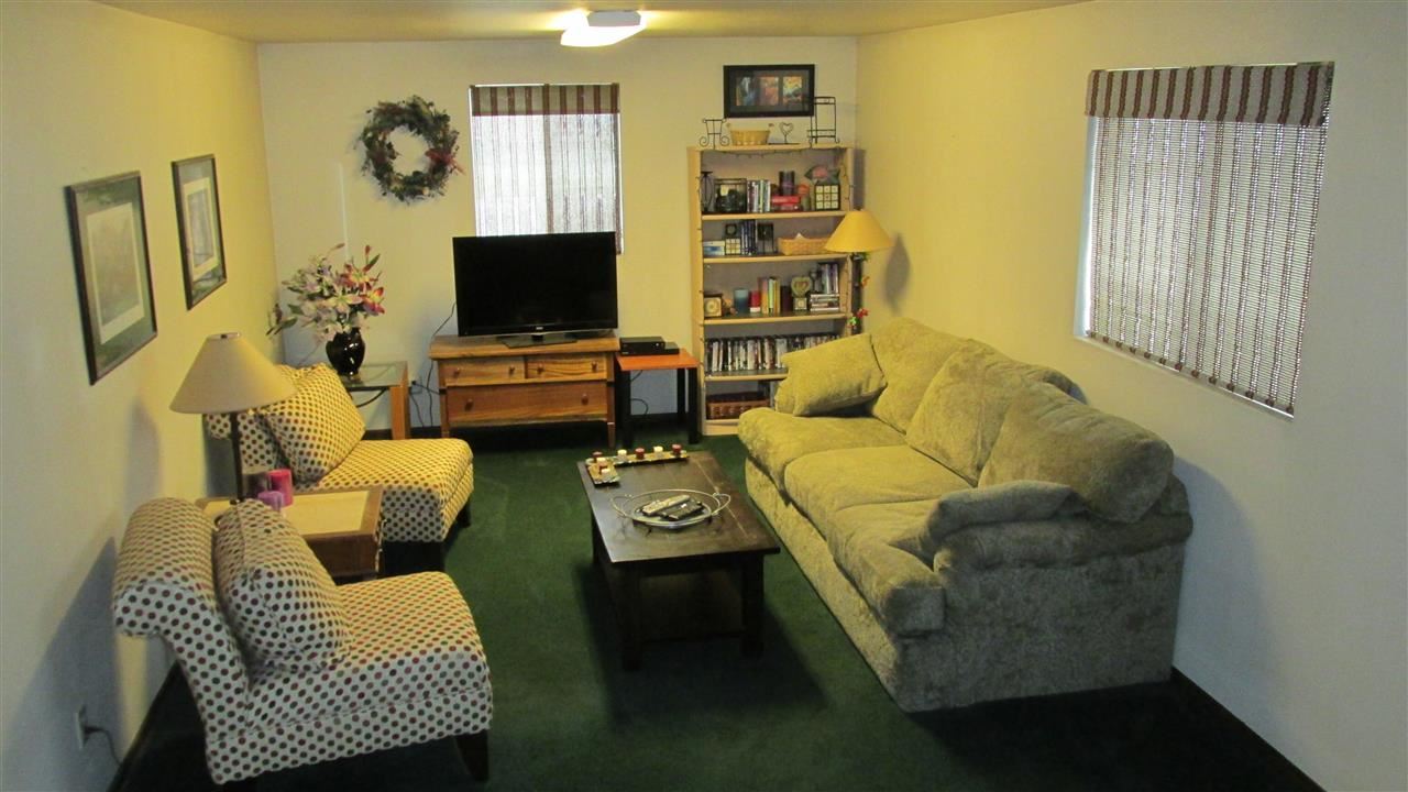 1920 N Sipple Rd - Photo 5