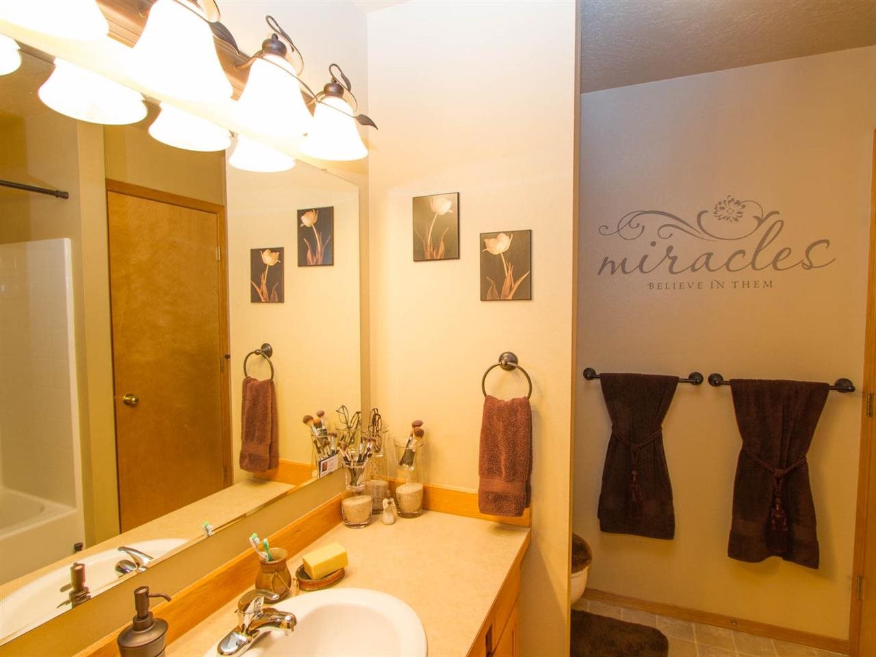 1106 E William St - Photo 9
