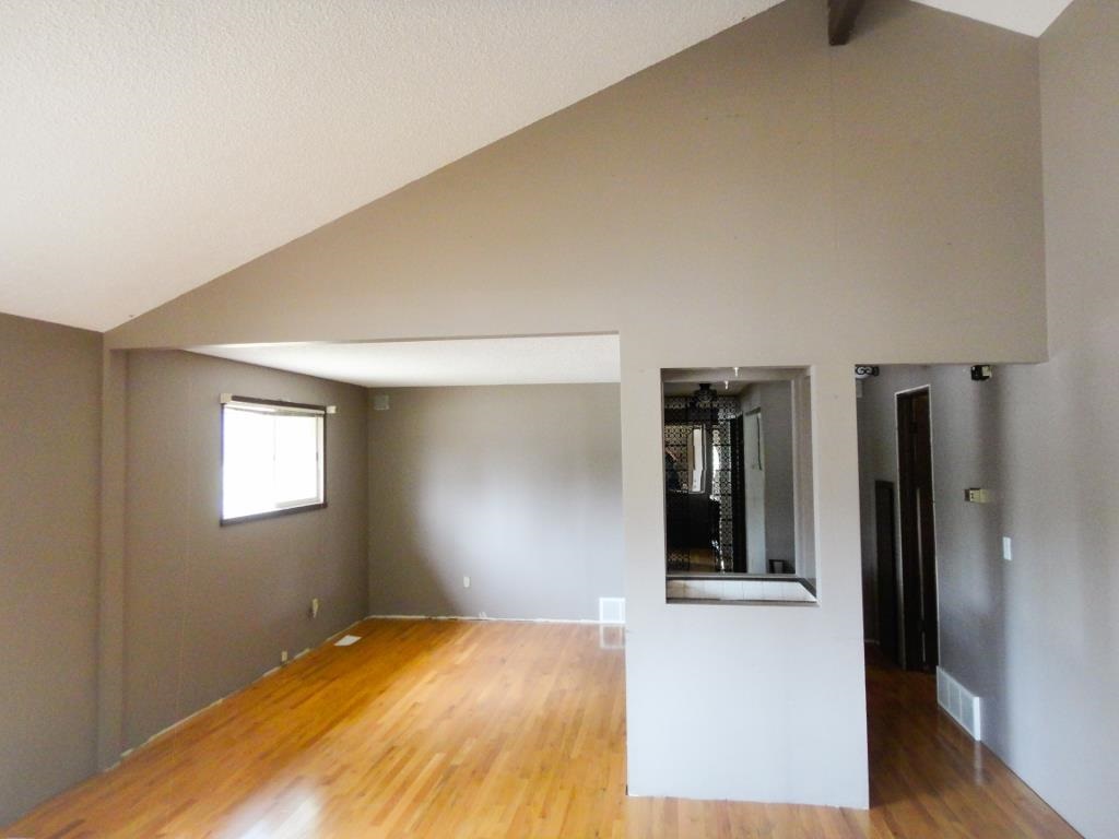11303 E 17th Ave - Photo 3