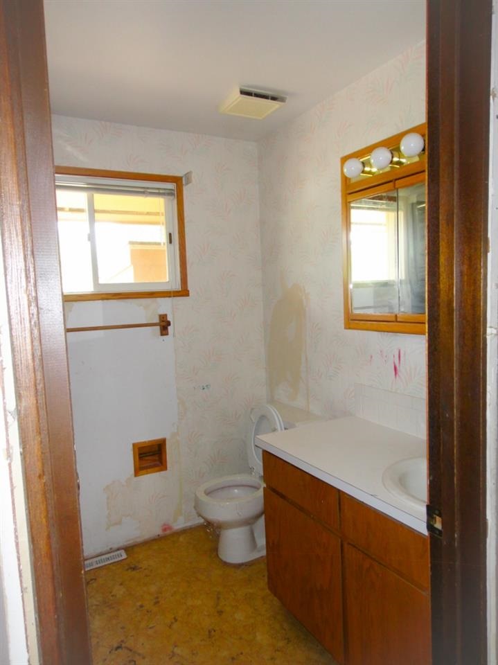 11303 E 17th Ave - Photo 9