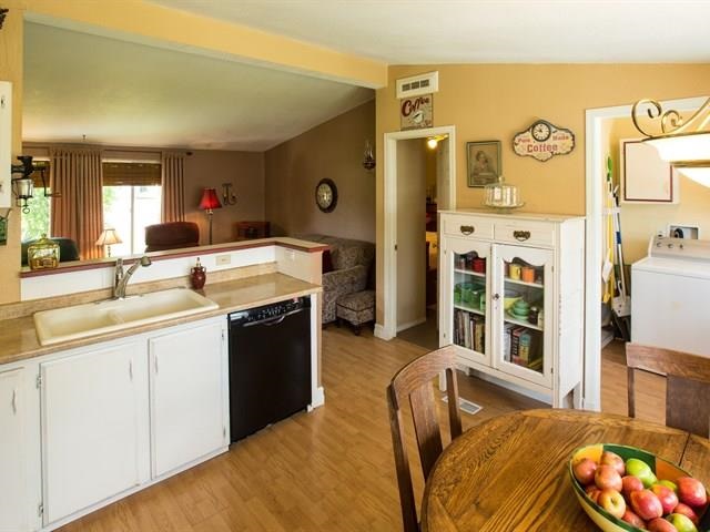 612 N Arnim St - Photo 7