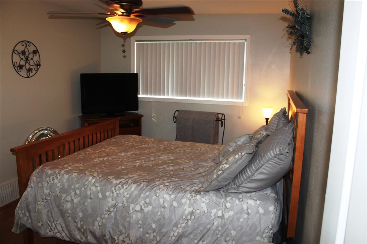 5303 N Oak St - Photo 11