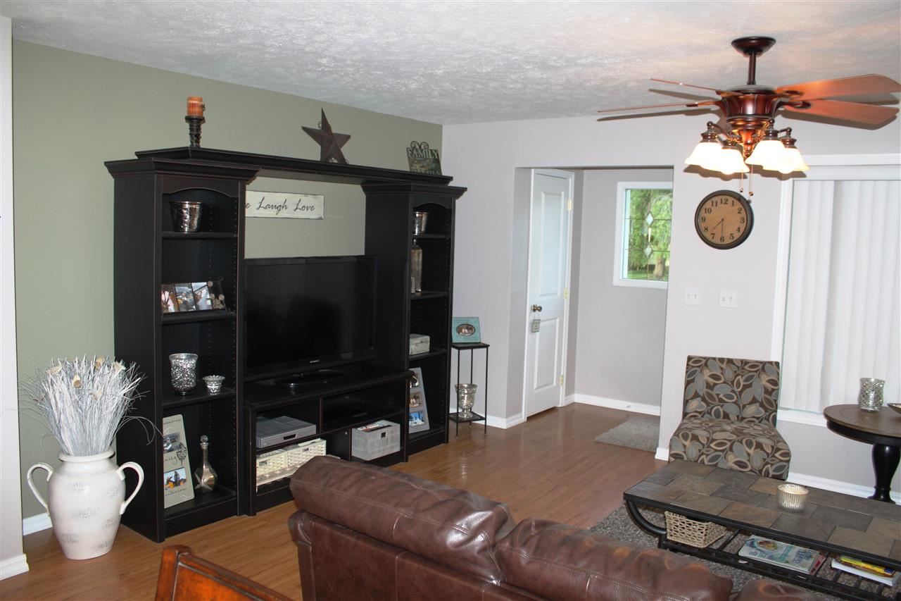 5303 N Oak St - Photo 4