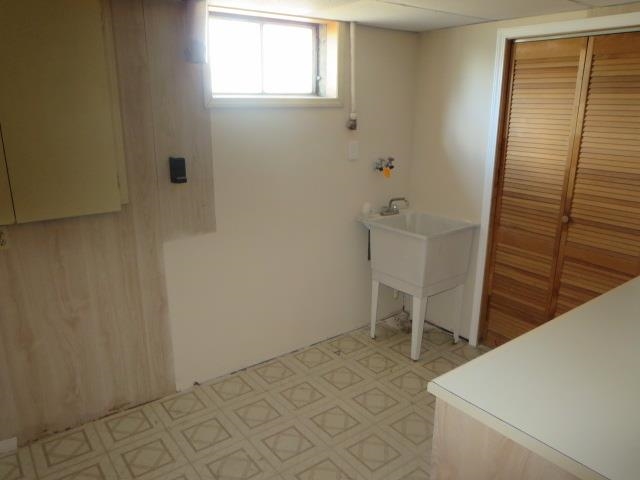 1921 S Freya St - Photo 15