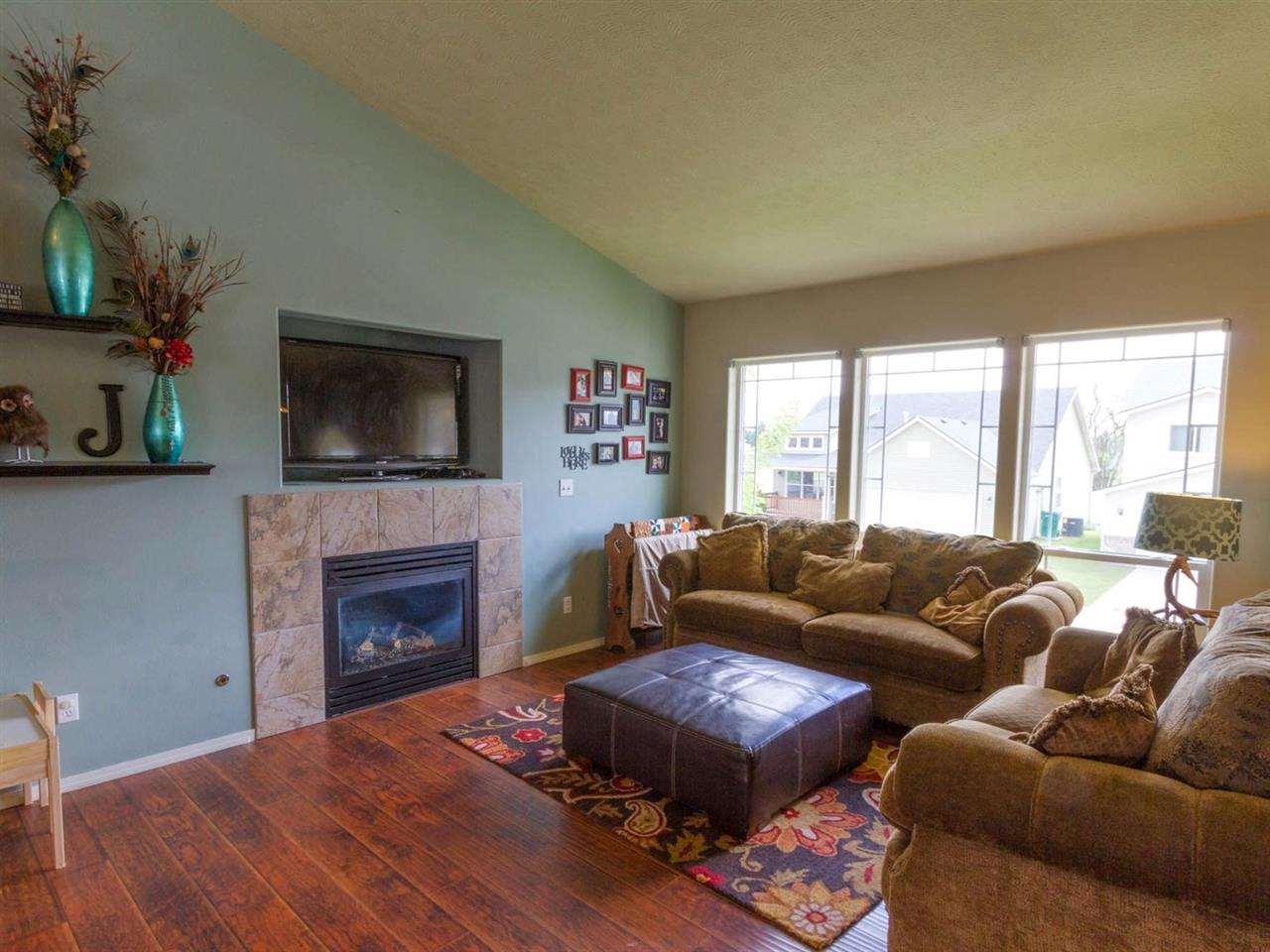 1705 N Corbin Ln - Photo 3