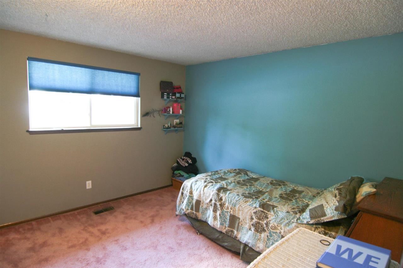 1022 S MARIAM St - Photo 16