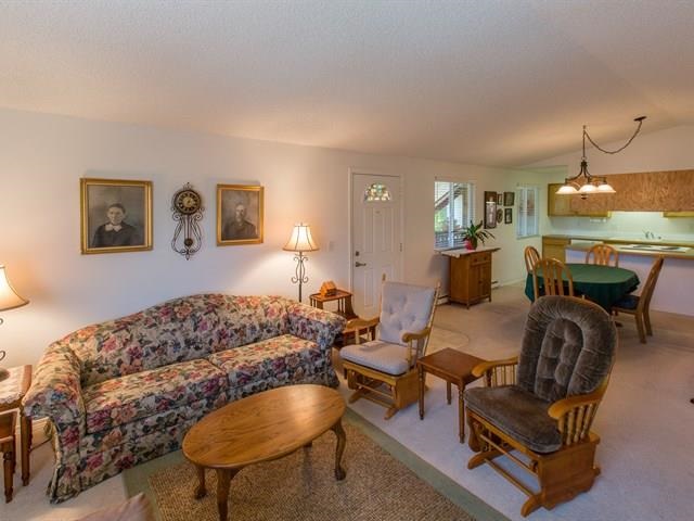 208 E Weile - Photo 6