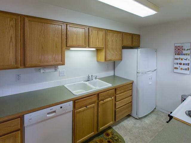 208 E Weile - Photo 9