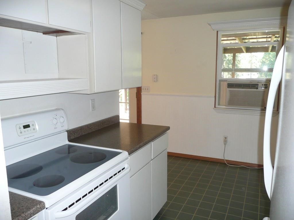 11353 W Greenfield Rd - Photo 6