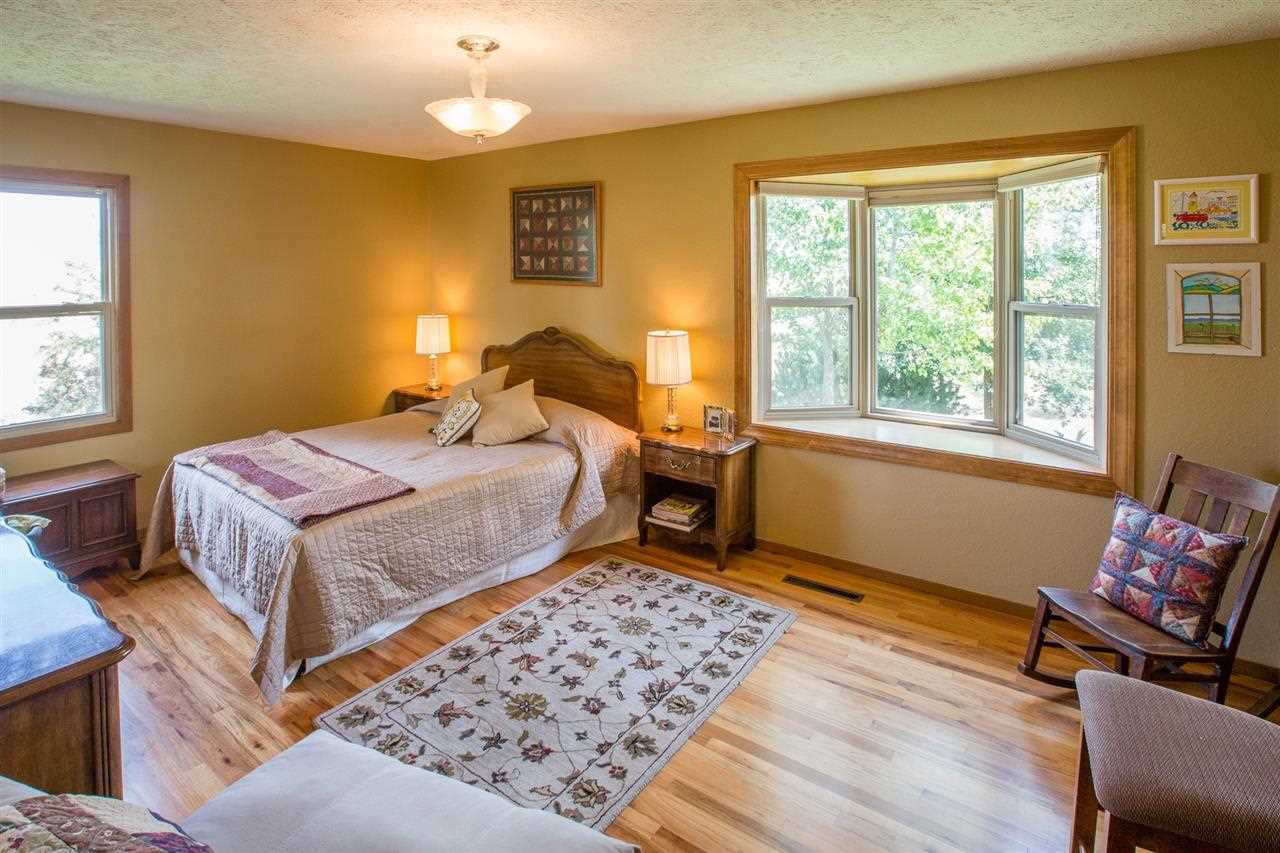 1127 N Ladd Rd - Photo 12