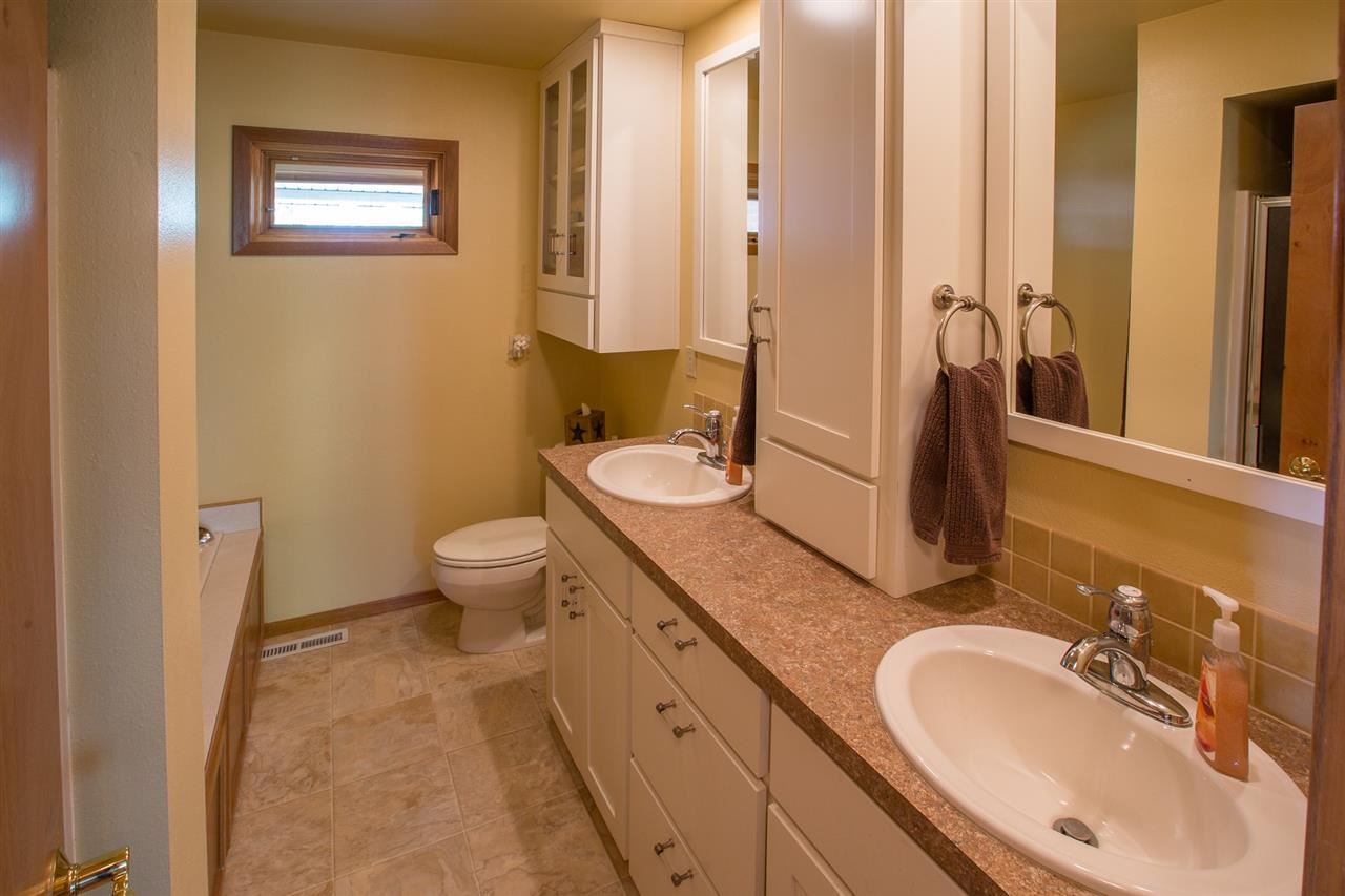 1127 N Ladd Rd - Photo 13
