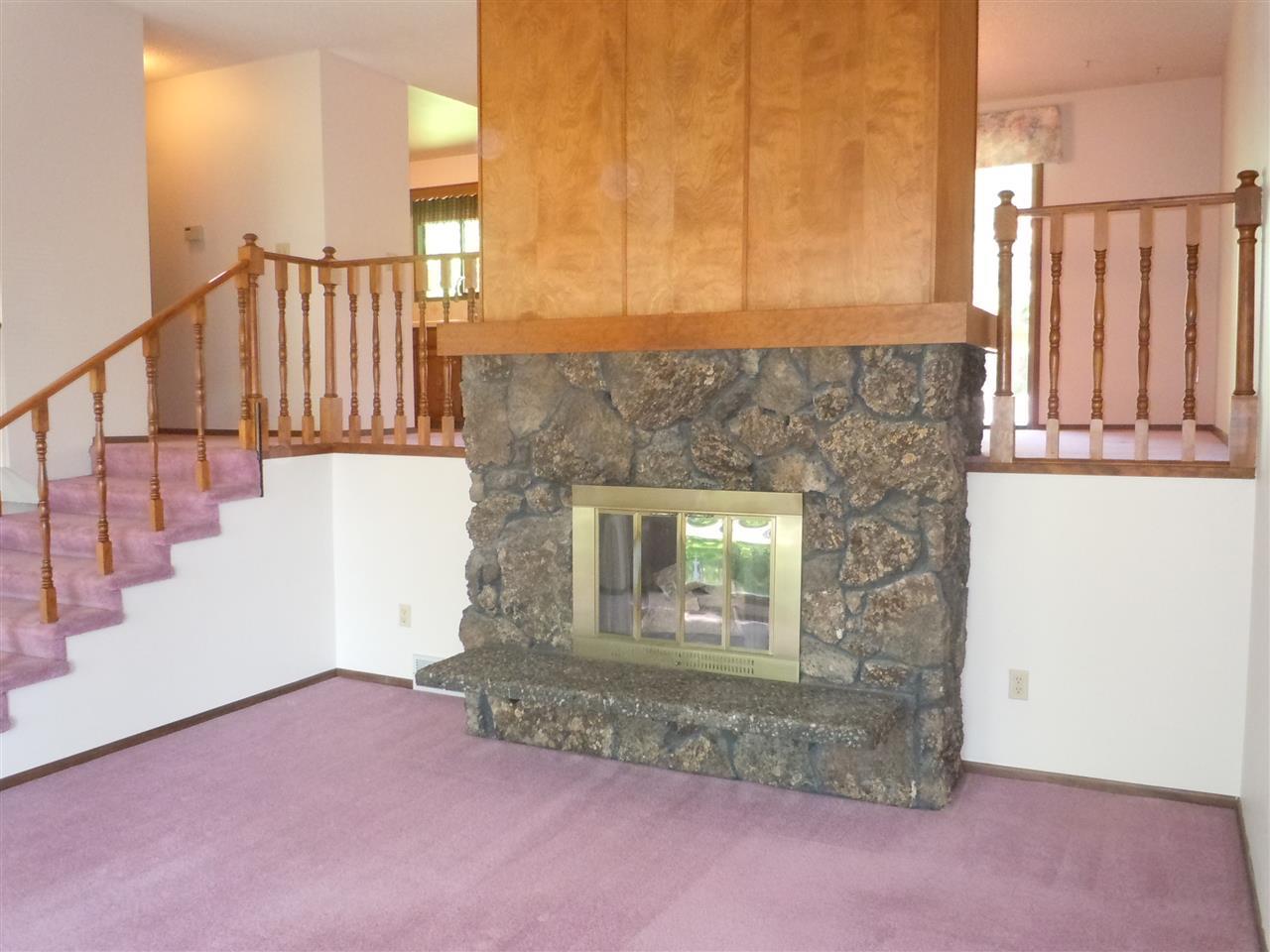 11721 E 36TH Ave - Photo 2