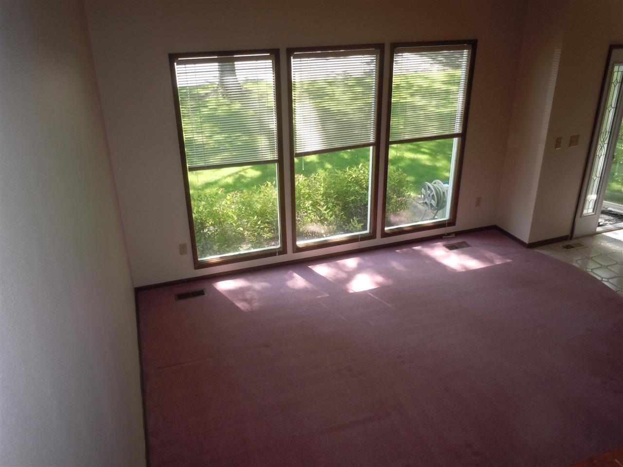 11721 E 36TH Ave - Photo 4