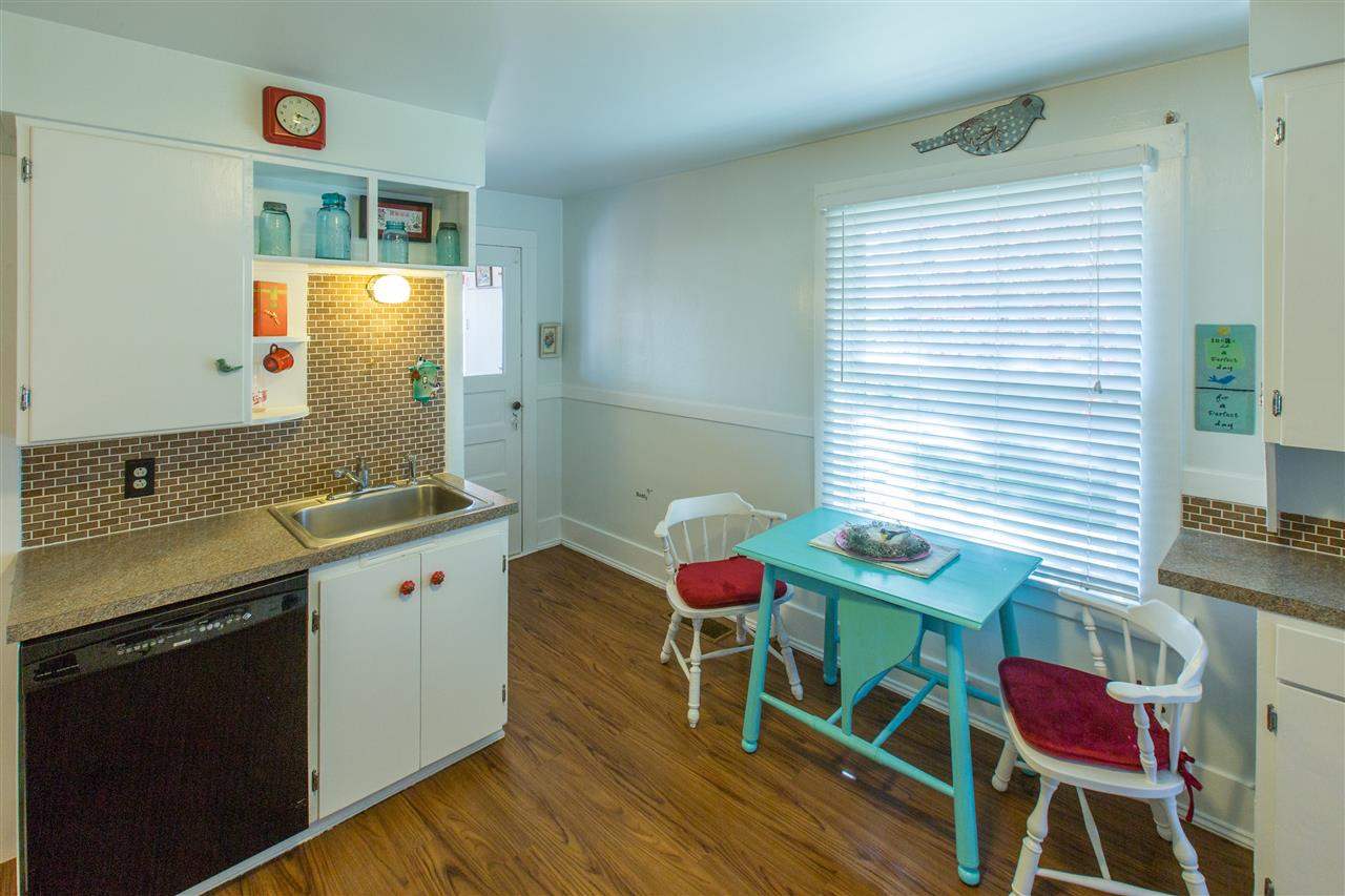 314 E Liberty - Photo 9