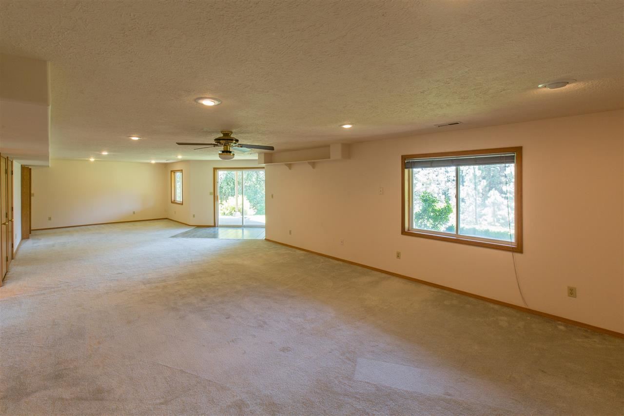 5221 N Millview - Photo 14