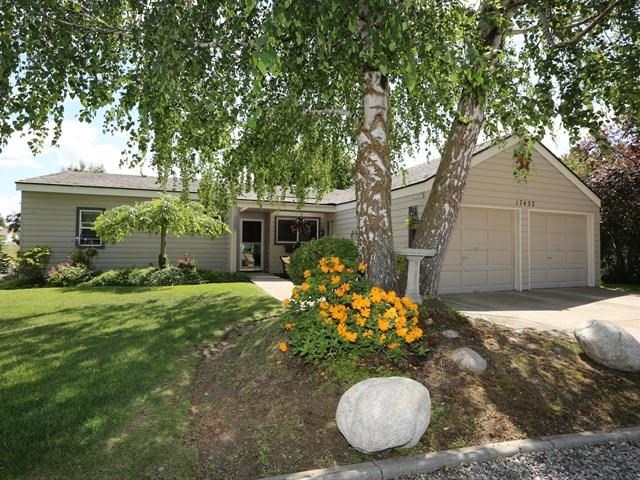 17422 E Baldwin Ave - Photo 1