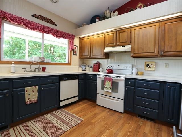 17422 E Baldwin Ave - Photo 2