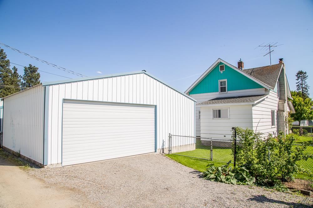 543 E Heroy Ave - Photo 10