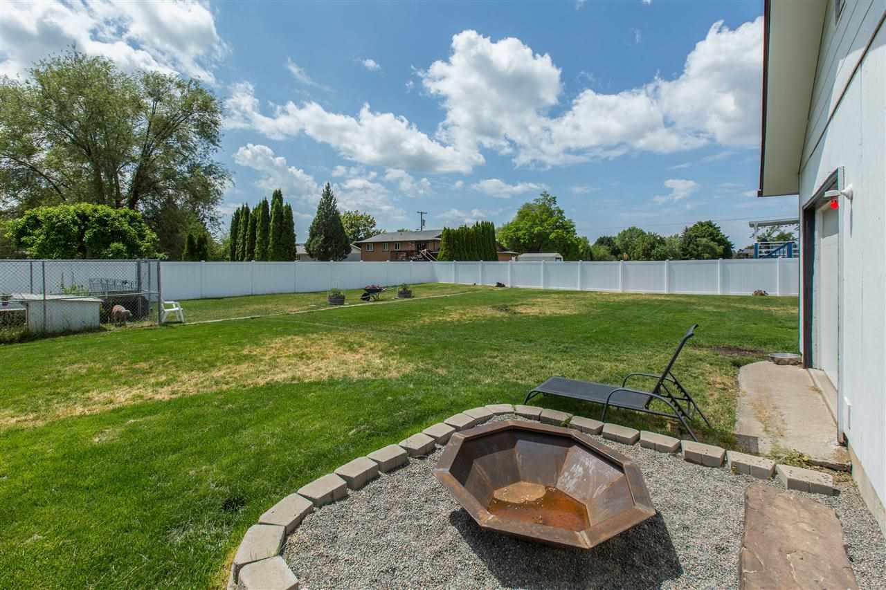 15114 E 2nd Ave - Photo 20