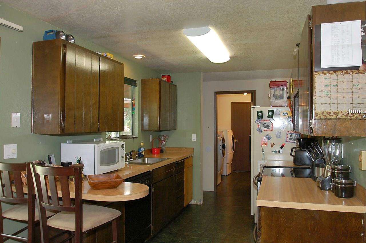 1207 N Best Rd - Photo 6