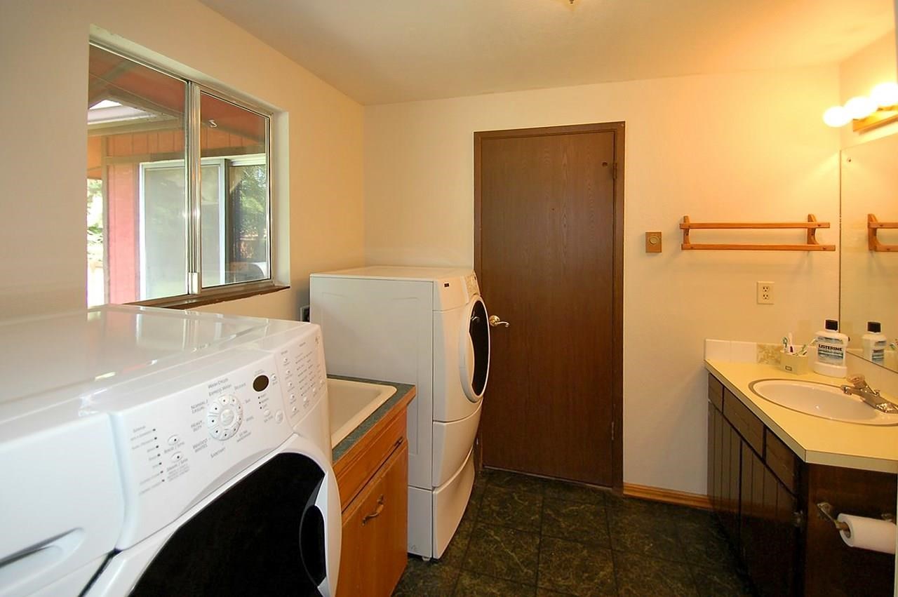 1207 N Best Rd - Photo 9
