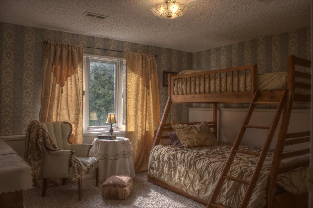 1020 S Carousel - Photo 19